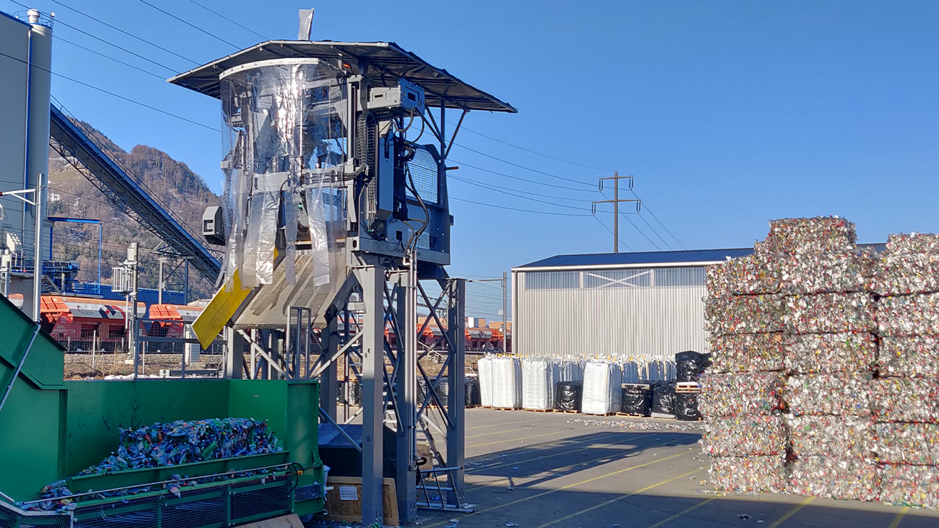 PET recycling plant with CW Dewiring installled outside