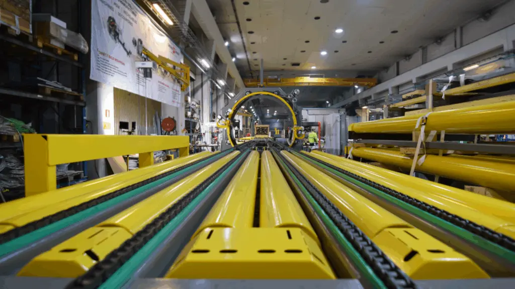 CW board packaging line_closeup_assembly_1