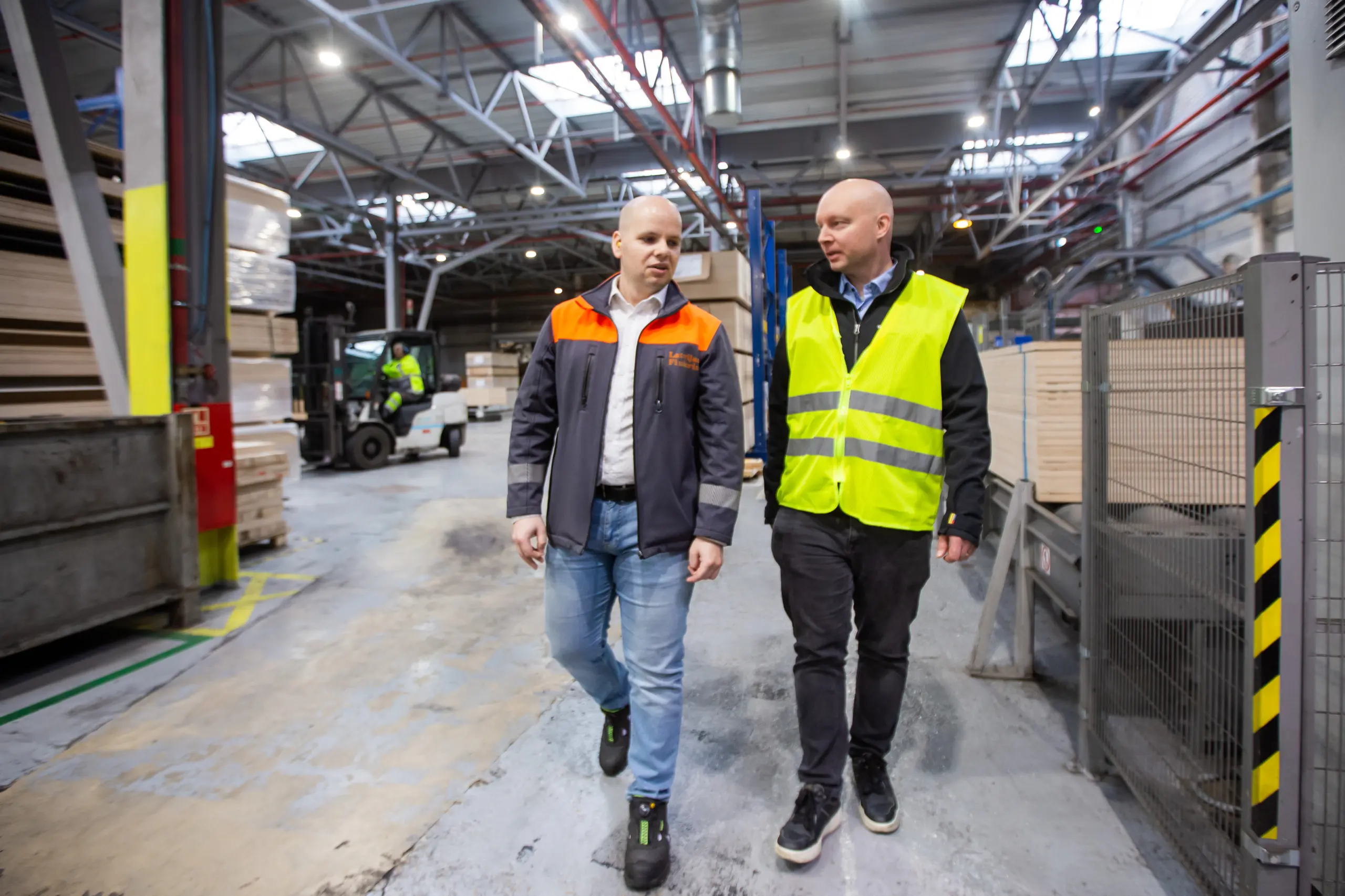 Latvijas Finieris producing plywood and using Cross Wrap's board packaging line